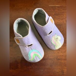 SEE KAI RUN CRUZ II Girls Purple Unicorn Slippers Sz 9 ✨
